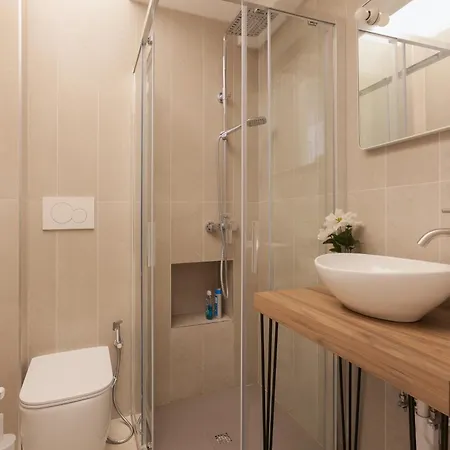 Snapstay Luxury In Centro A 公寓 的里雅斯特